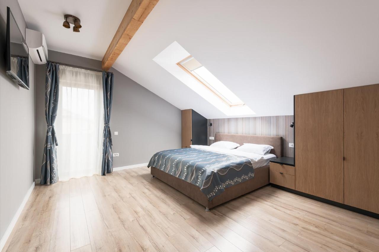 Discovery Aparthotel Cluj-Napoca Buitenkant foto