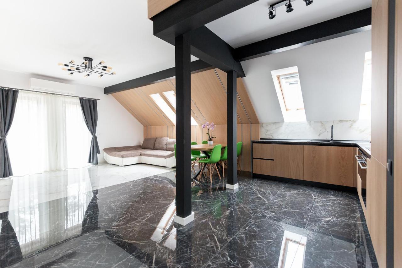 Discovery Aparthotel Cluj-Napoca Buitenkant foto