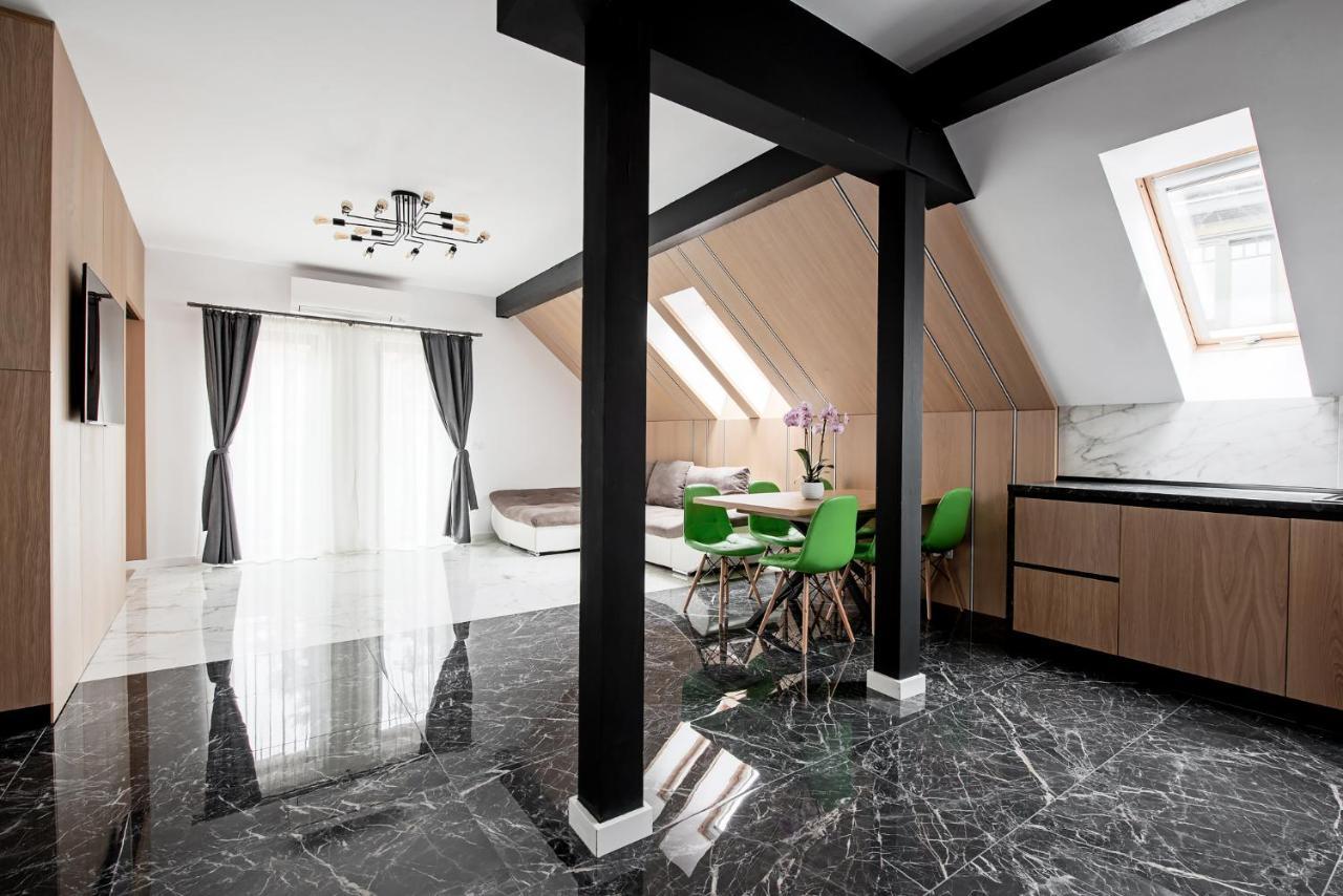 Discovery Aparthotel Cluj-Napoca Buitenkant foto